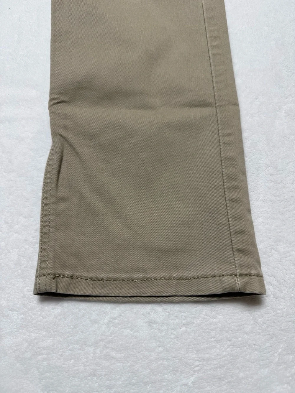 Levi's Men's Khaki Chinos - Tan